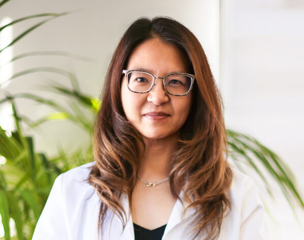 Wu,VivianMD 6574 12 13 24 SocMedia